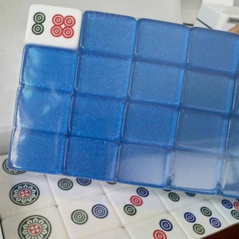 Crystal 40, blue